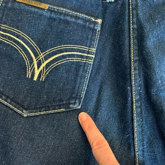 Vintage Givenchy 70's style straight leg  high rise jeans. Size 28. - Picture 10 of 15